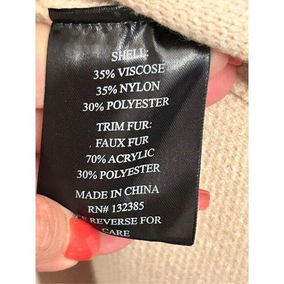 Love Token Renee Fur Collar Sweater Vest XS - Picture 7 of 9